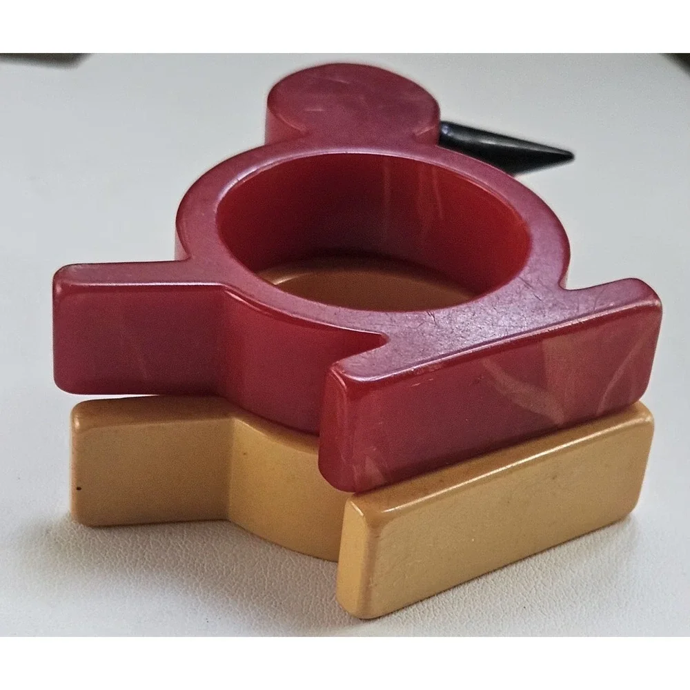 Set Of 2 Vintage Butterscotch & Red Bird Bakelite Napkin Rings